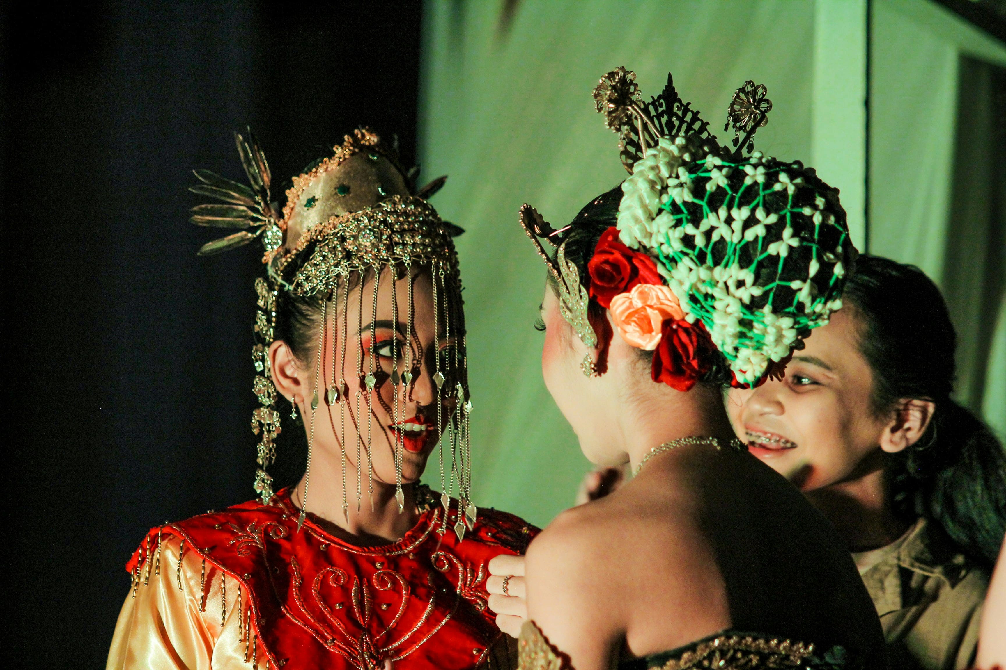 actress acting in a theatre