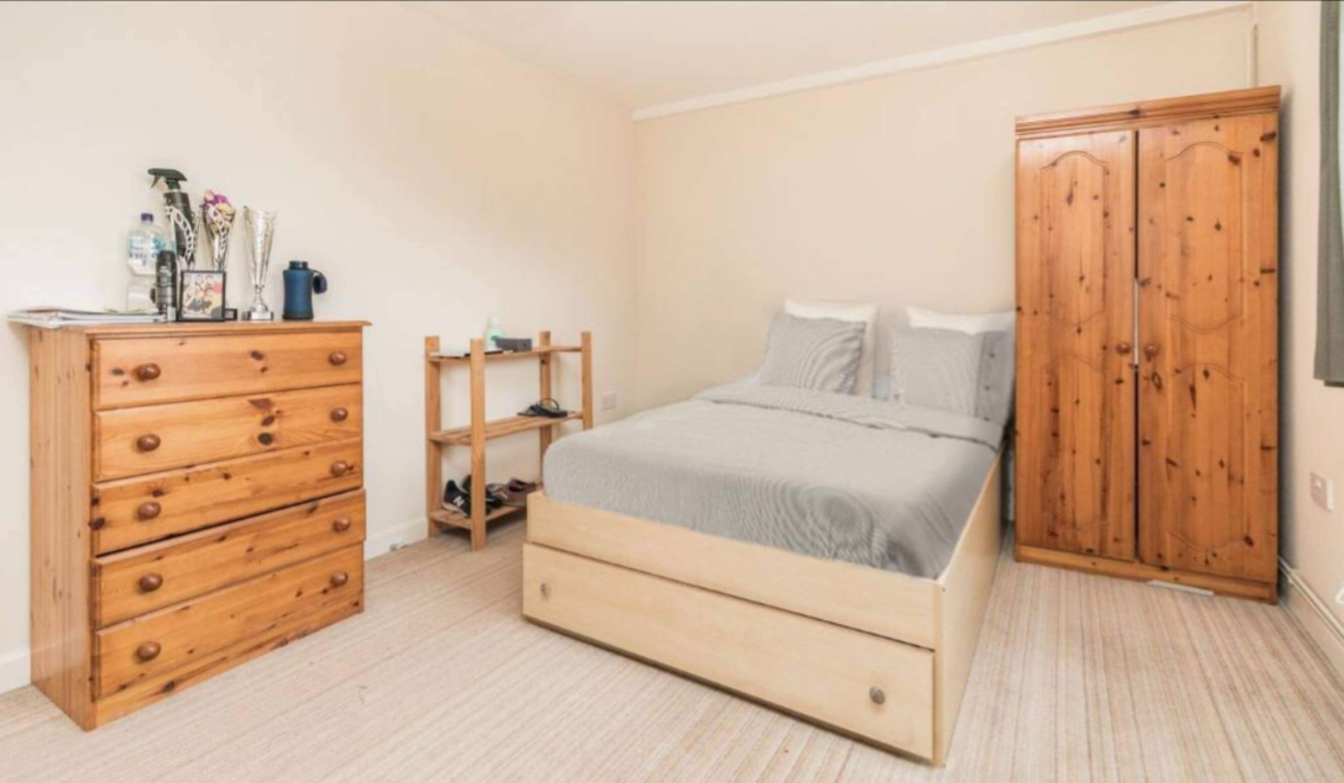 Fully Furnished Student Ensuite Near UoB