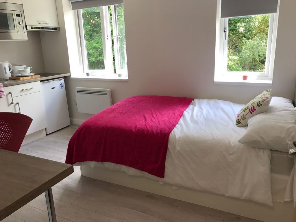 Unihouse Mews