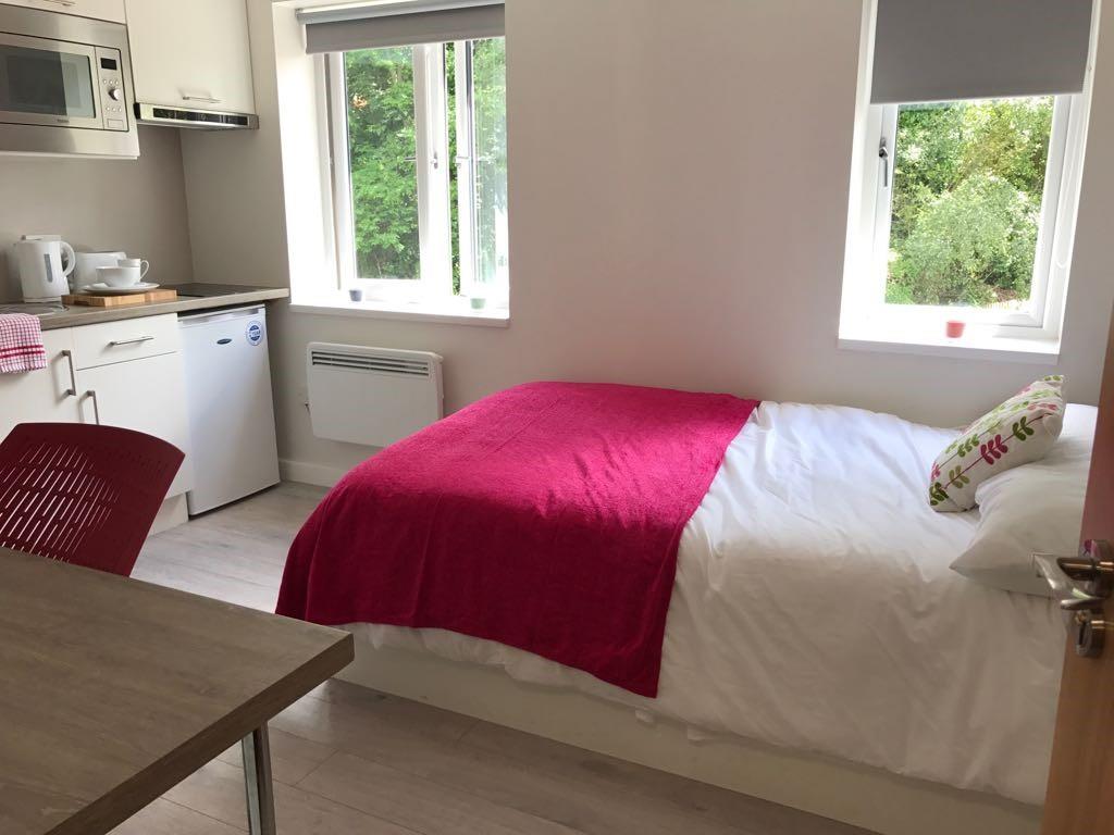 Unihouse Mews